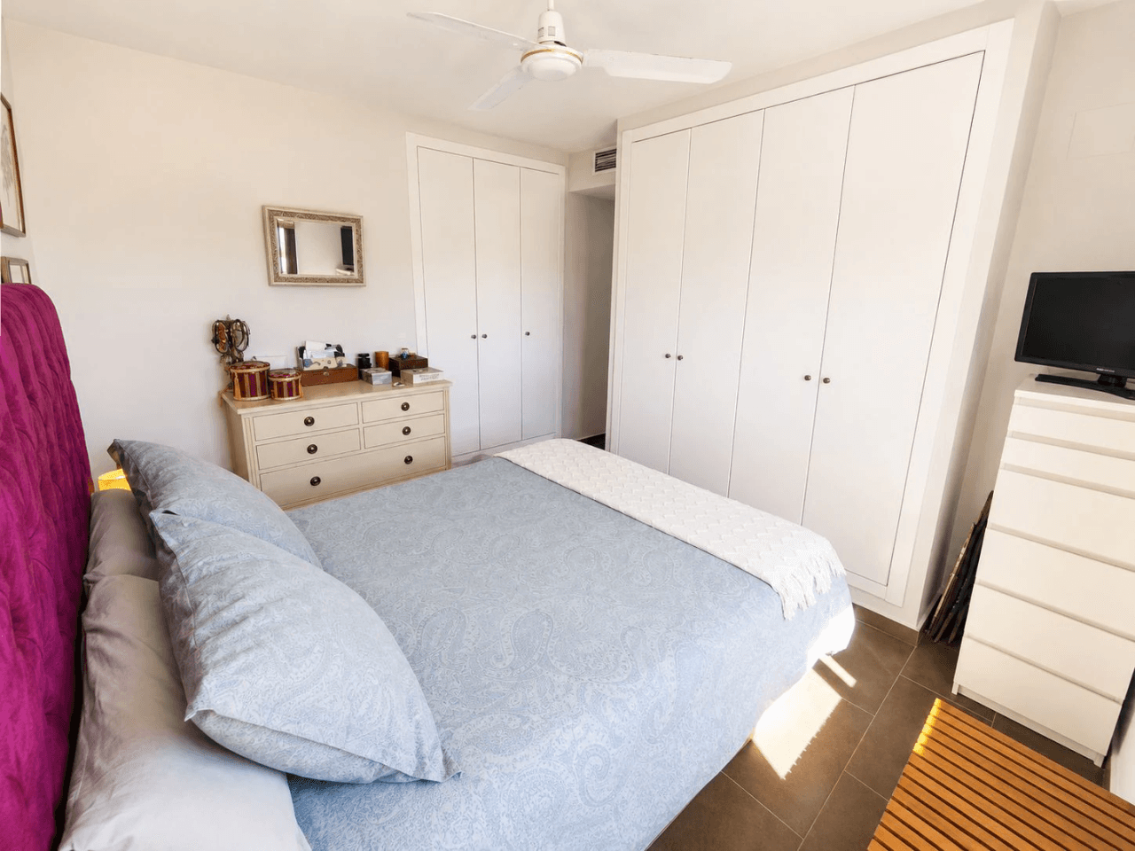 Beachfront apartment in Denia, Les Devesses.