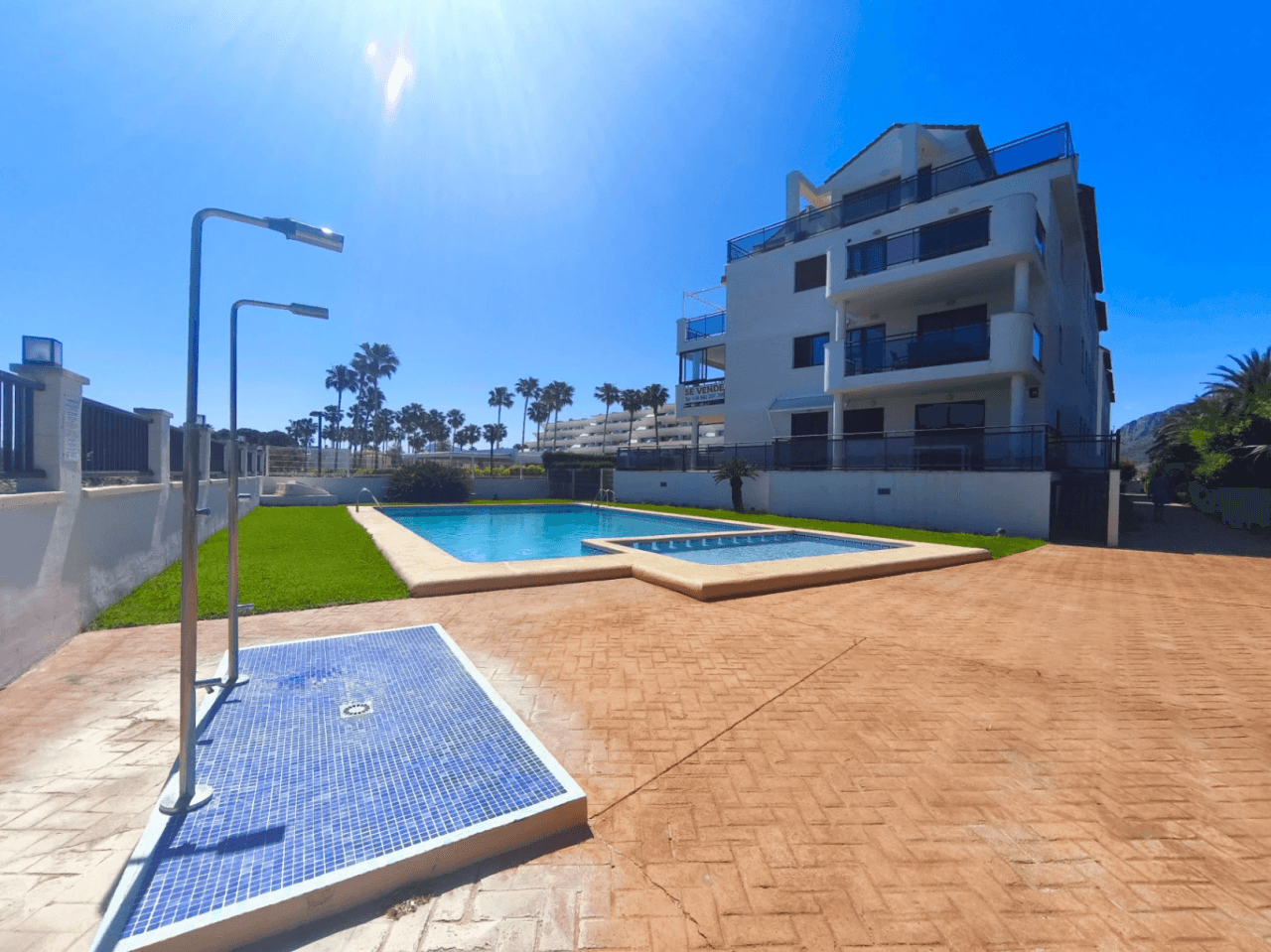 Beachfront apartment in Denia, Les Devesses.