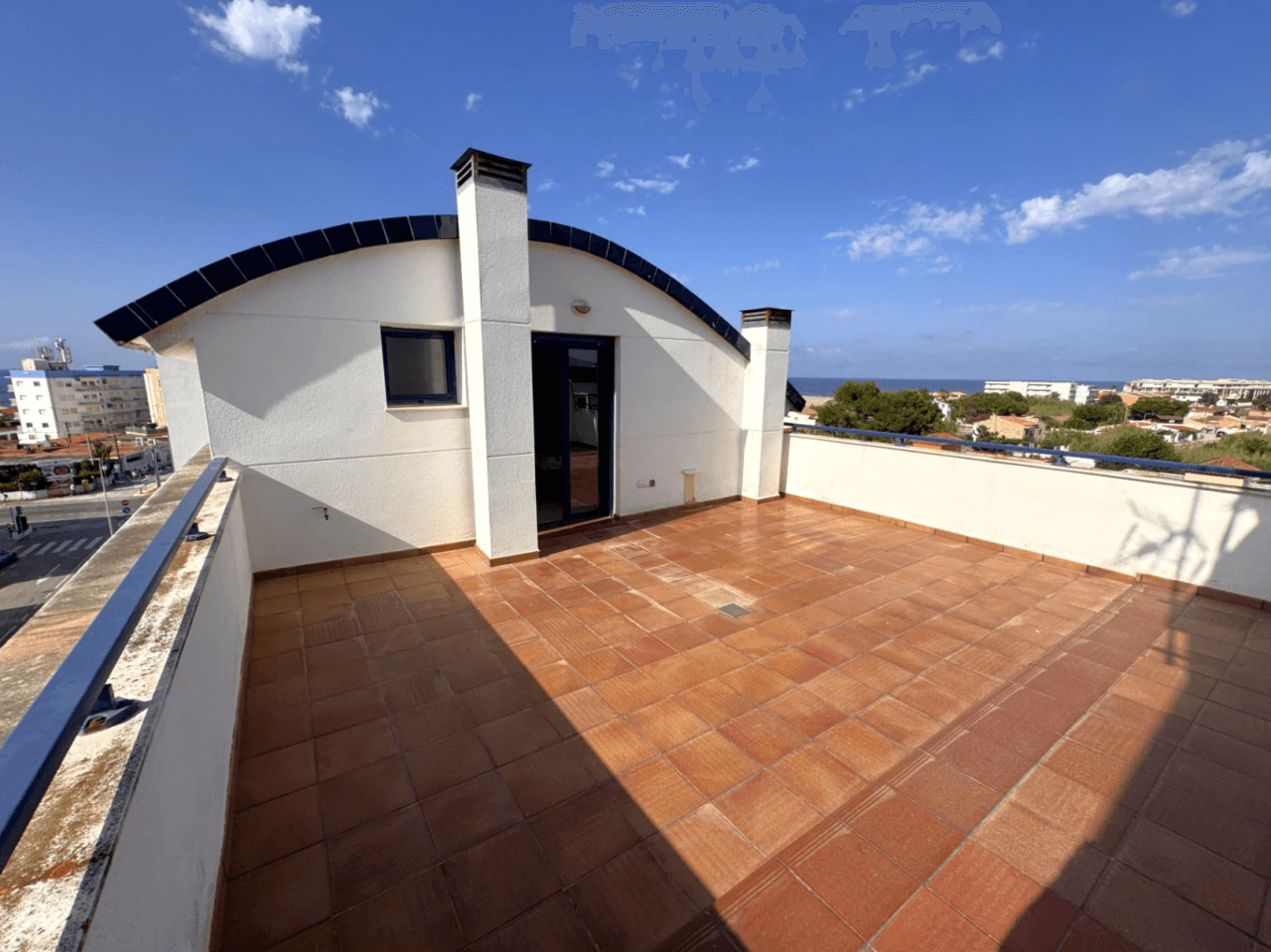 Duplex penthouse with sea views, 2 bedrooms, Denia