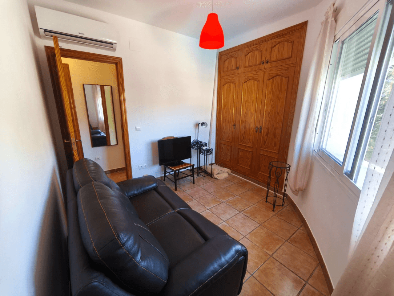 Semi-detached with 3 bedrooms, private garden, and community pool, Els Poblets.