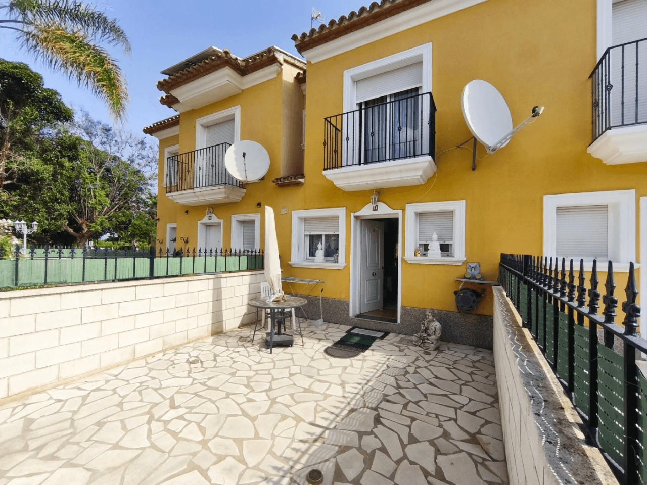 Terraced house with 2 bedrooms, communal pool, Els Poblets