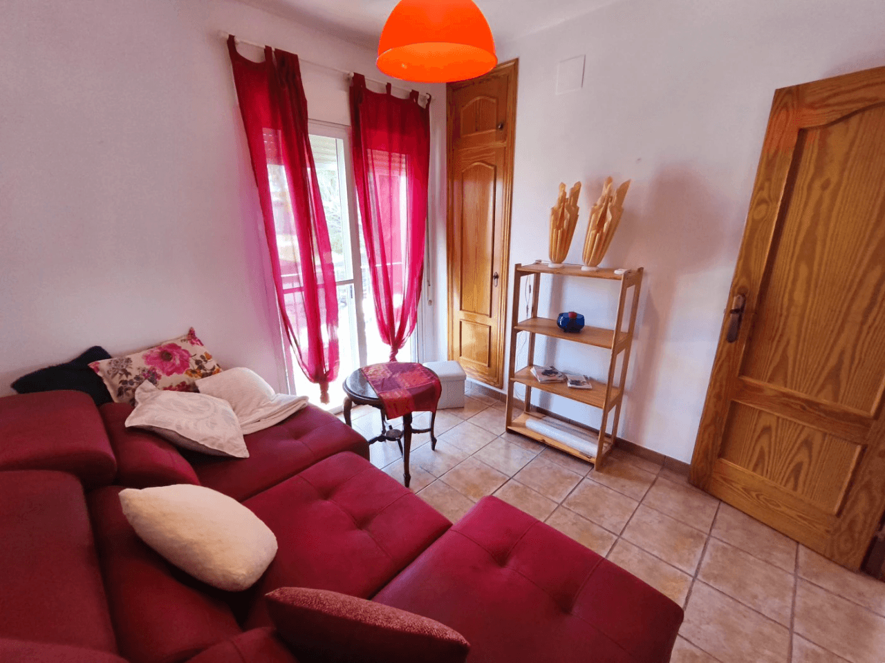 Semi-detached with 3 bedrooms, private garden, and community pool, Els Poblets.