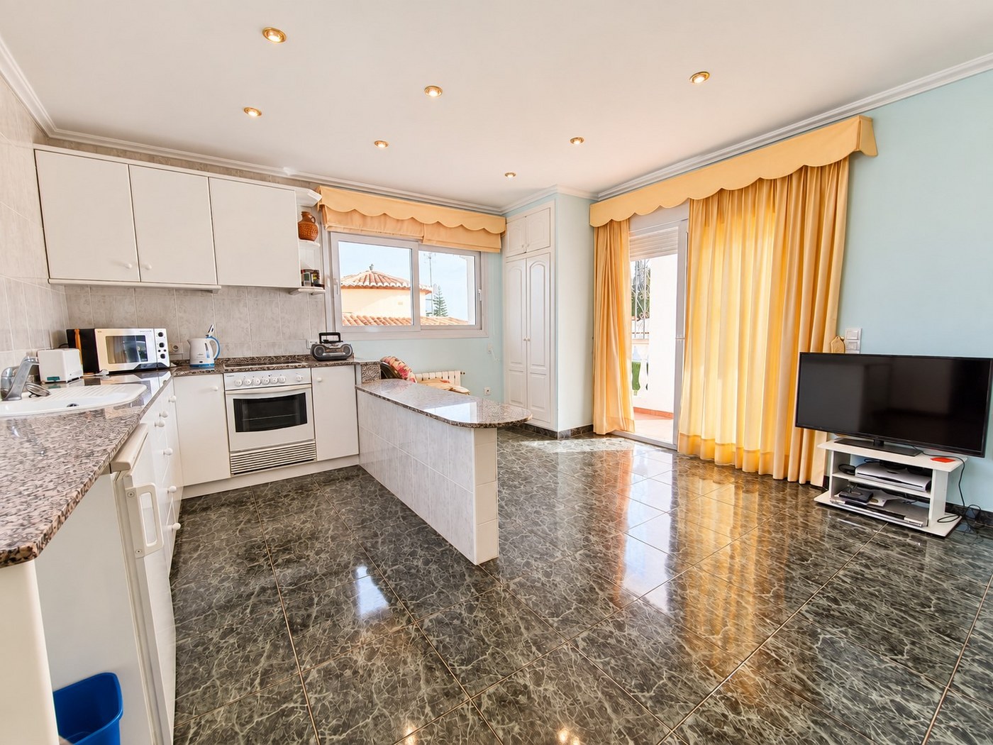 WL-1684B9U - Villa avec piscine et appartement indépendant, Els Poblets