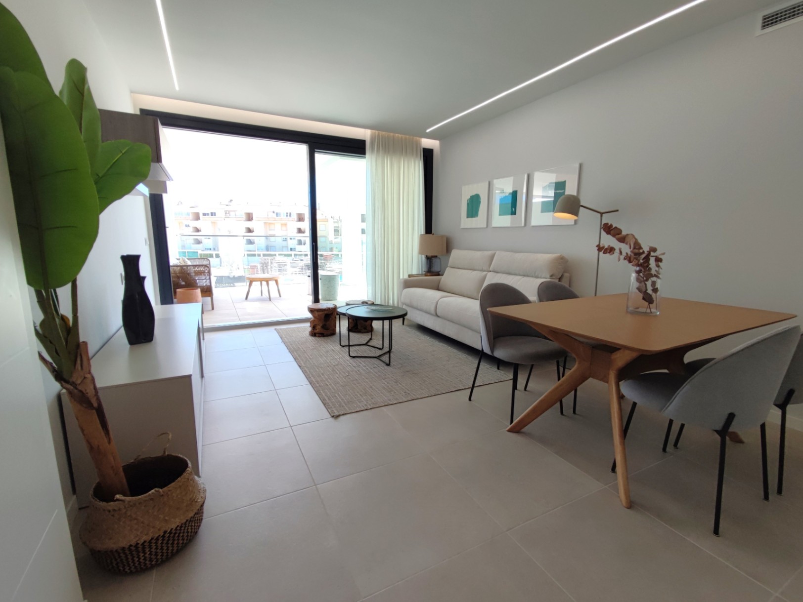 Neue Wohnungen in Playa del Estanyó, Denia, Costa Blanca.