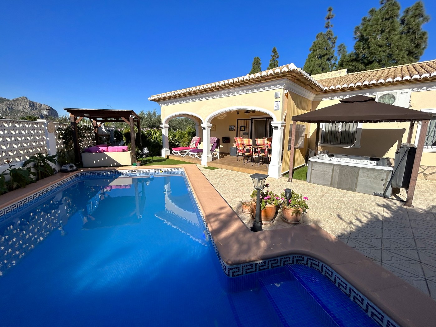Villa avec 3 chambres, piscine, Els Poblets