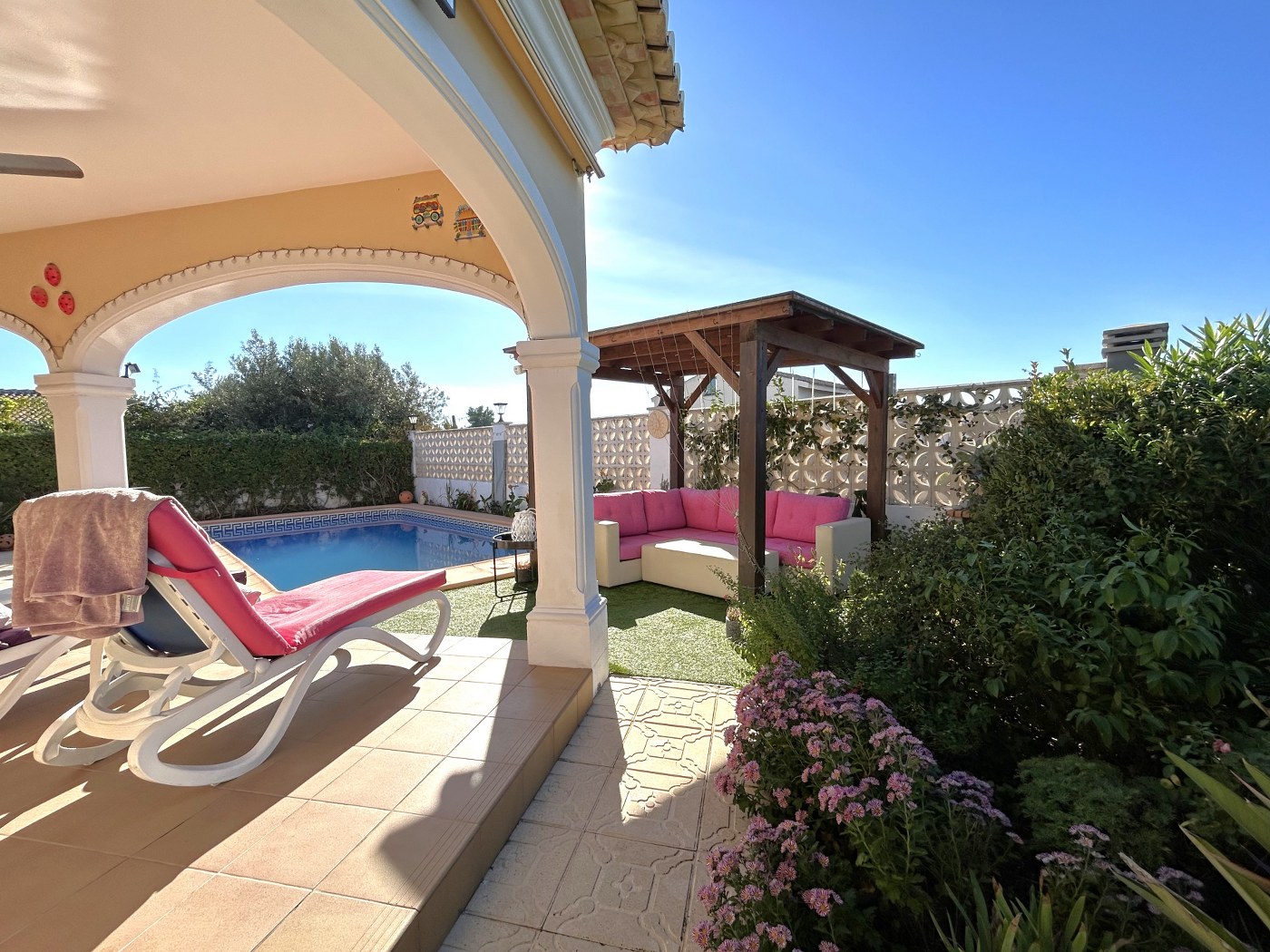 Villa mit 3 Schlafzimmern, Pool, Els Poblets