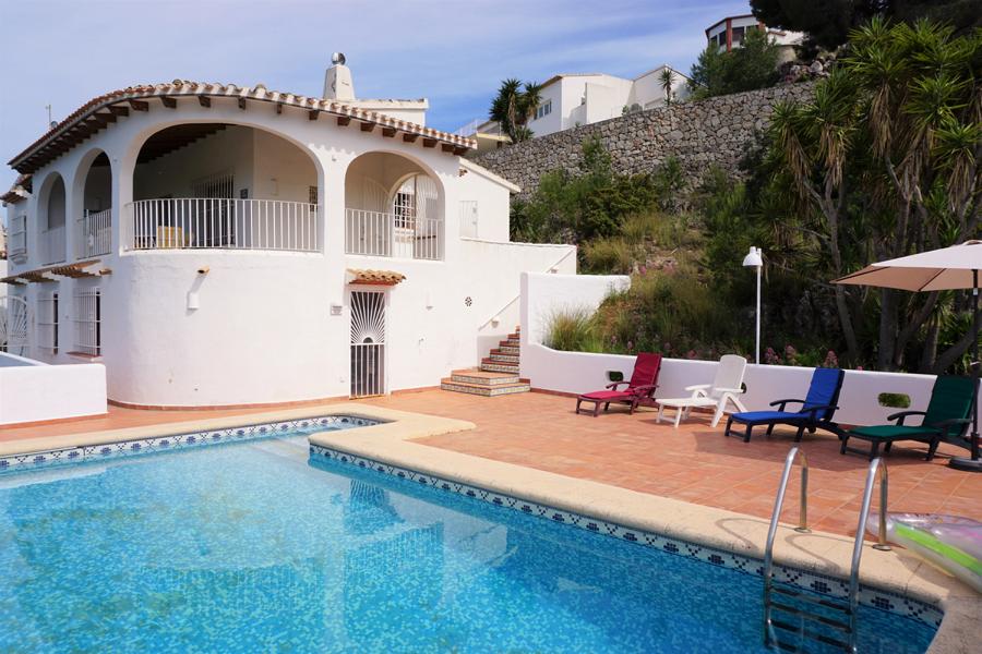 Villa with pool for sale in Monte Pego