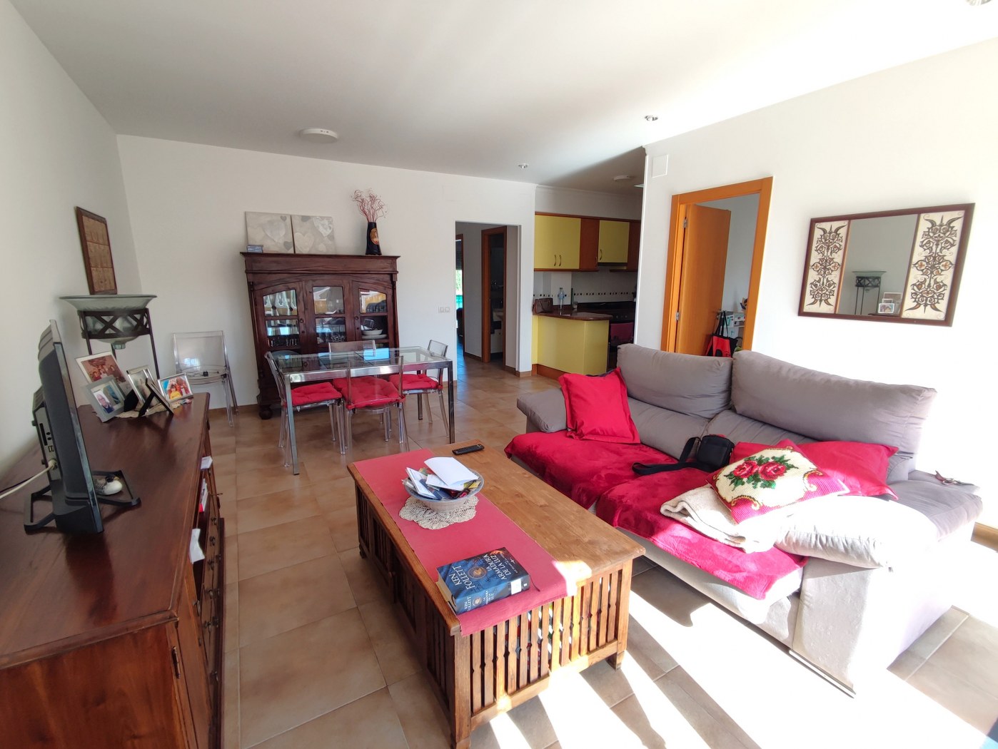 Appartement ensoleillé avec 3 chambres et piscine commune à Els Poblets, Costa Blanca
