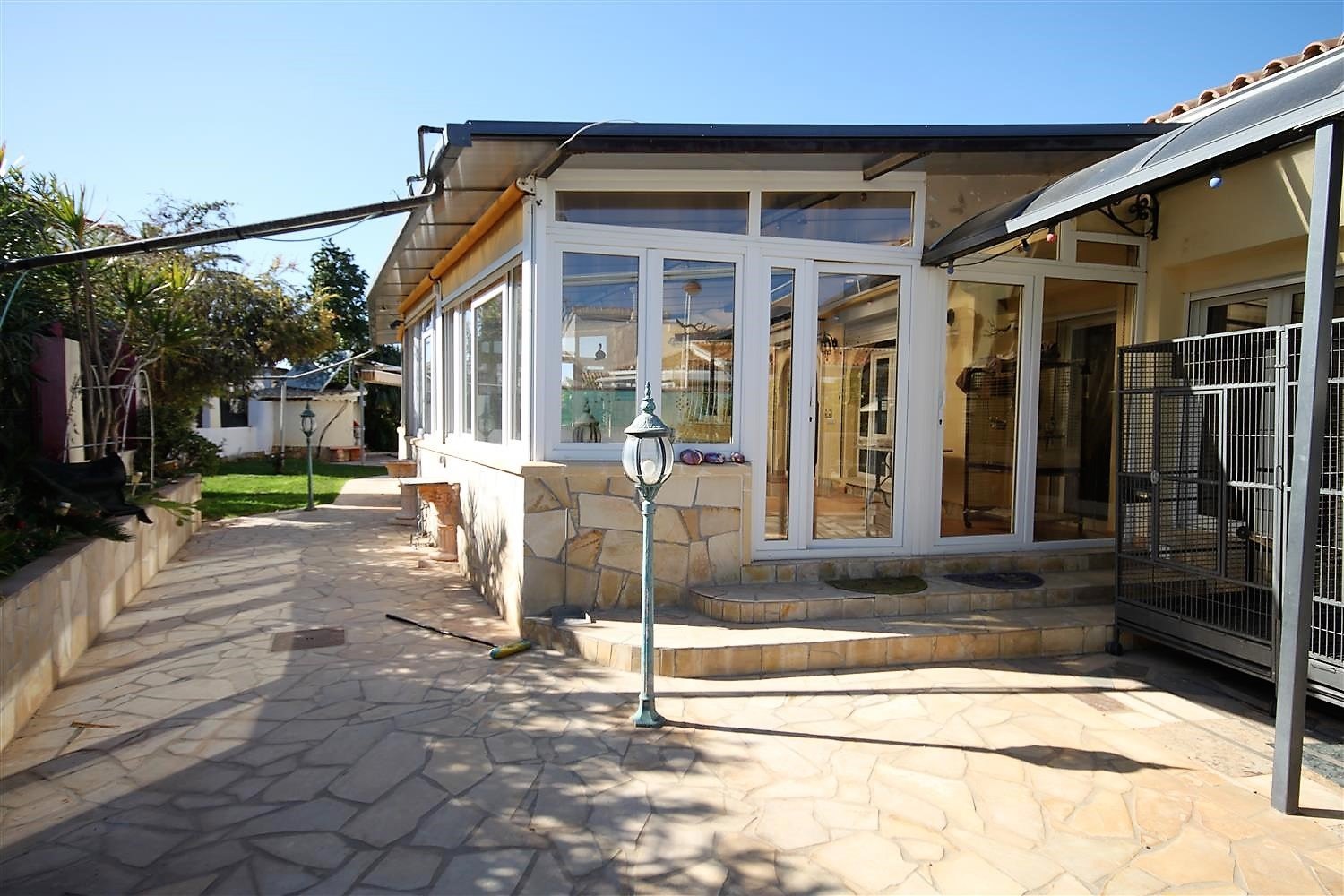 Villa mit 4 Schlafz, Pool, großes Grundstück Els Poblets