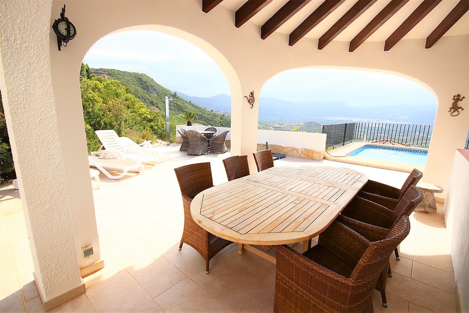 Chalet, 4 dormitorios, piscina, vistas al mar Monte Pego
