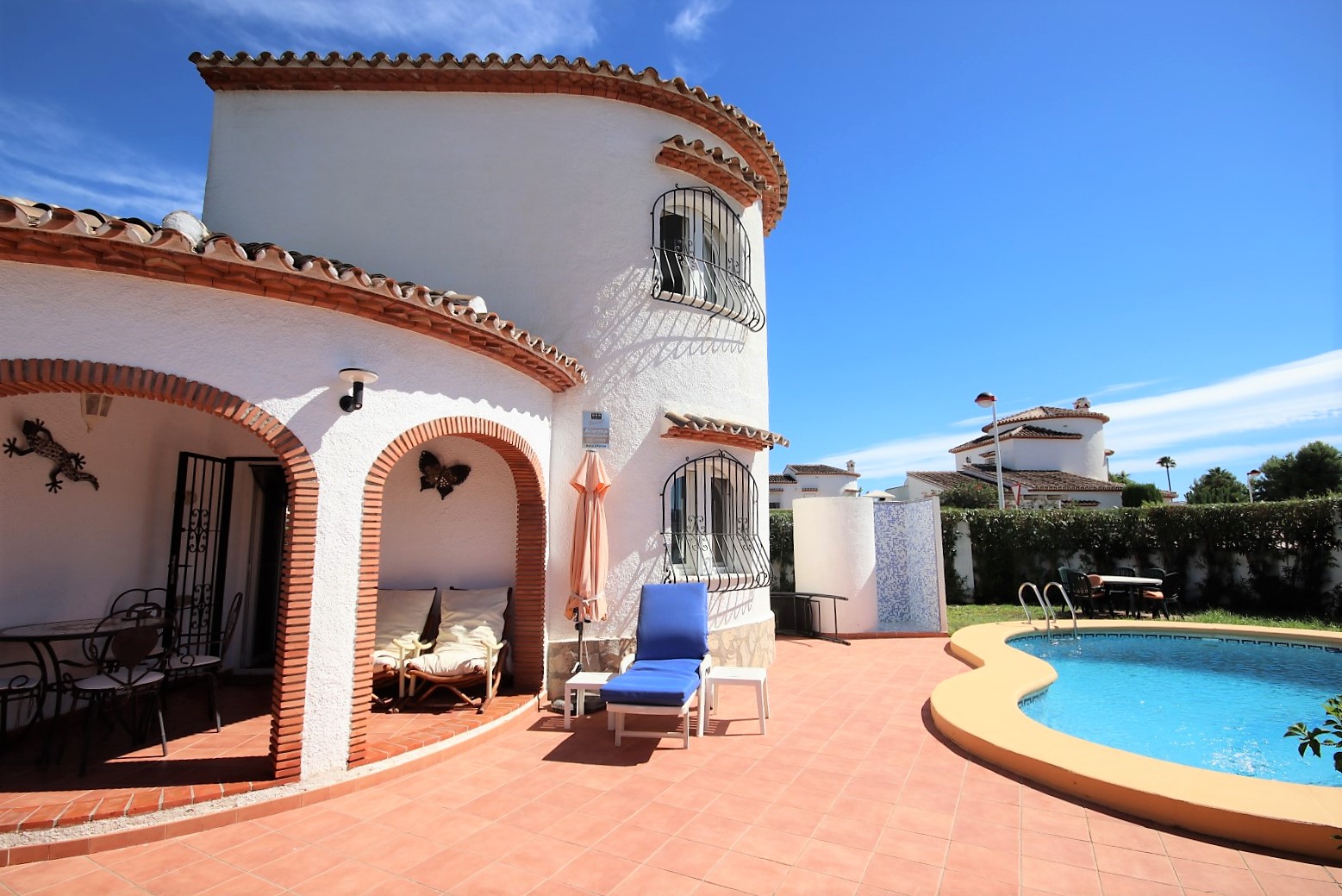 Villa soleada con piscina, 3 dormitorios, Els Poblets, Denia
