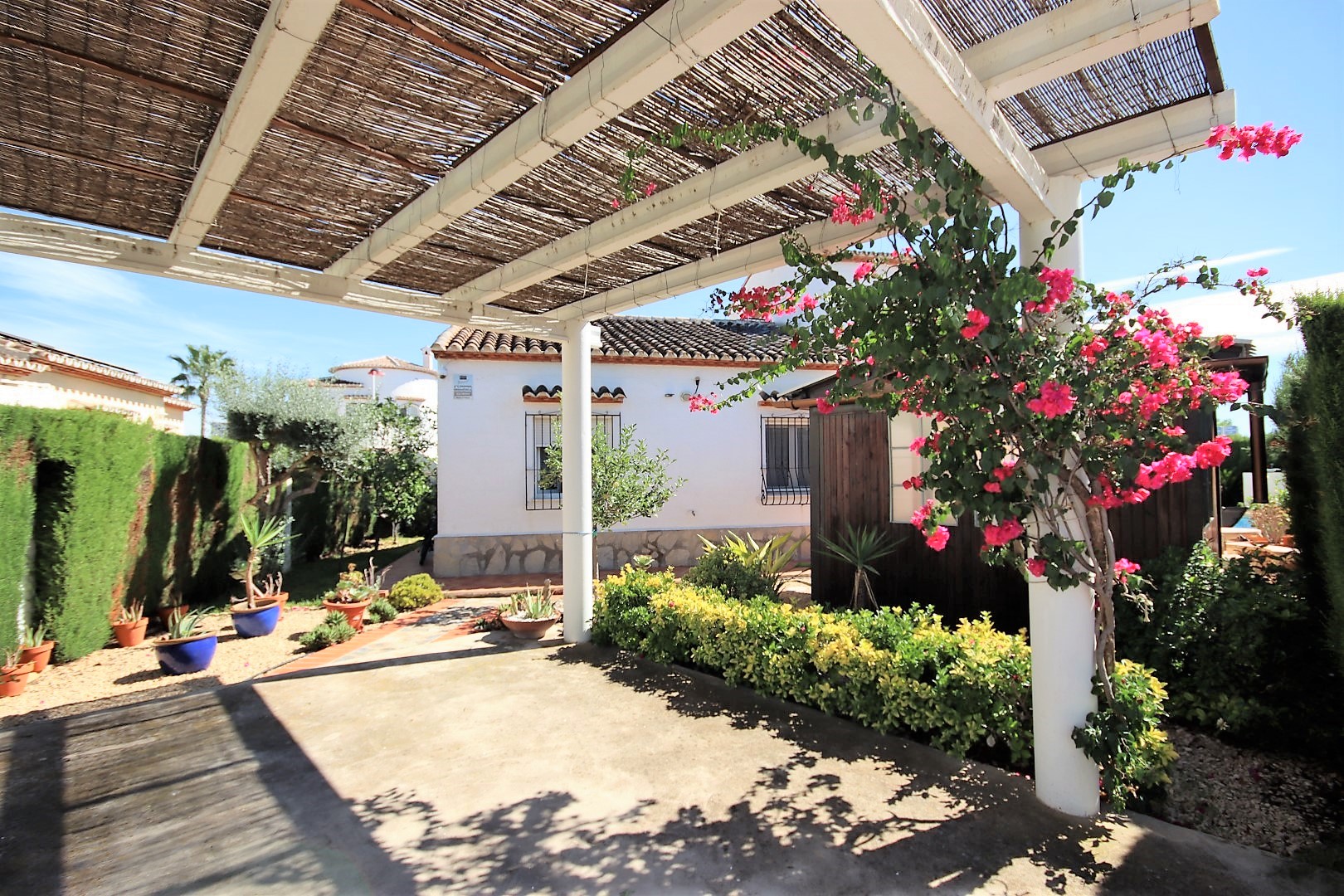 Sunny Villa with pool, 3 bedrooms, Els Poblets, Denia
